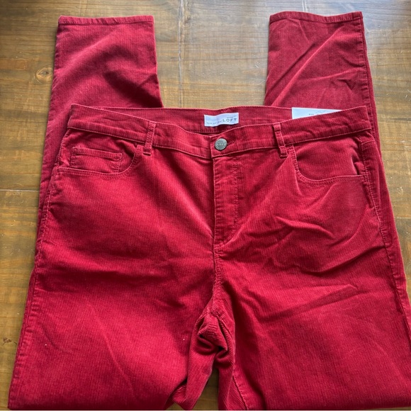 Ann Taylor LOFT Modern Skinny Corduroy Pants/Jeans-Red-Size 32/14-NWT - Picture 1 of 9